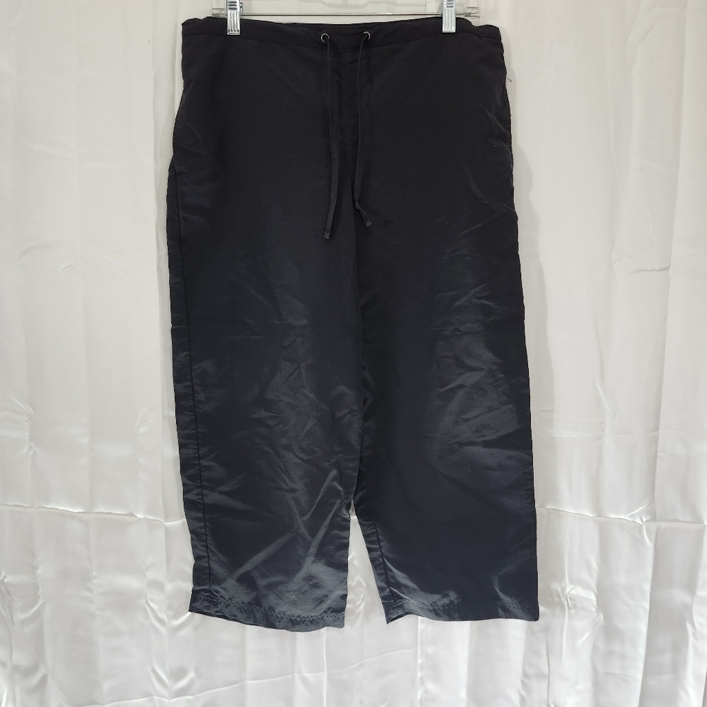 L.L. Bean Size Medium Black Drawstring Pants